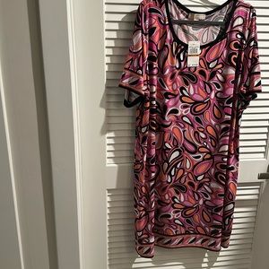 NWT Michael Kors Plumb Blossom Short Sleeves BOHO dress PTP 28”, L- 41”. Size 3X